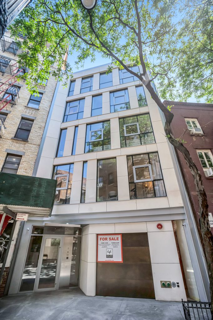 20 East 74th St Apt 2G D.Sender Meier RE