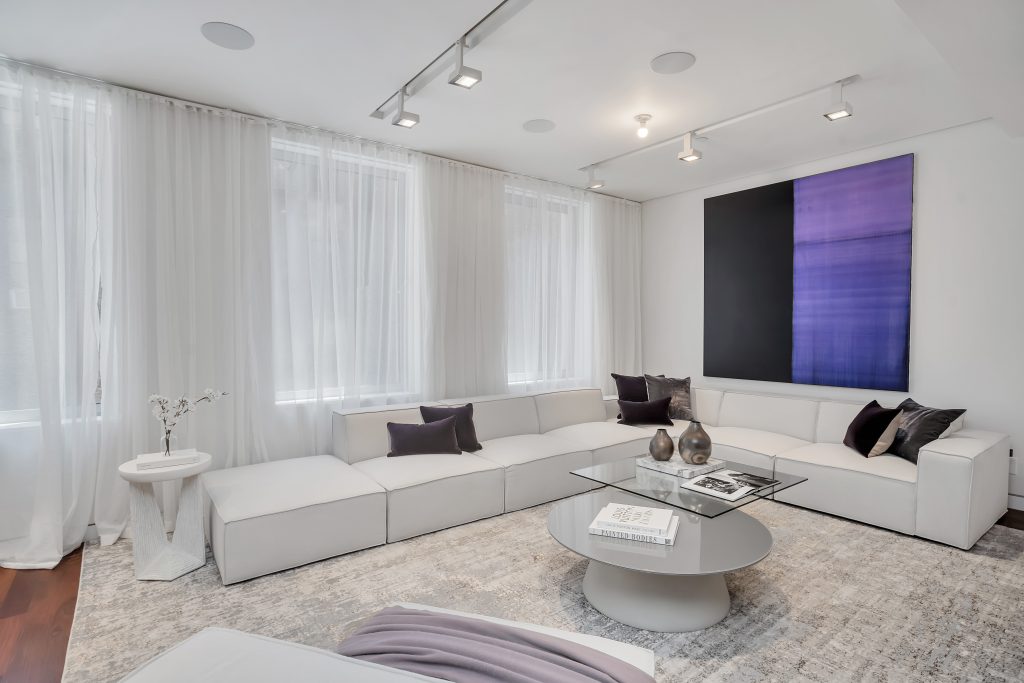 20 East 74th St Apt 2G D.Sender Meier RE