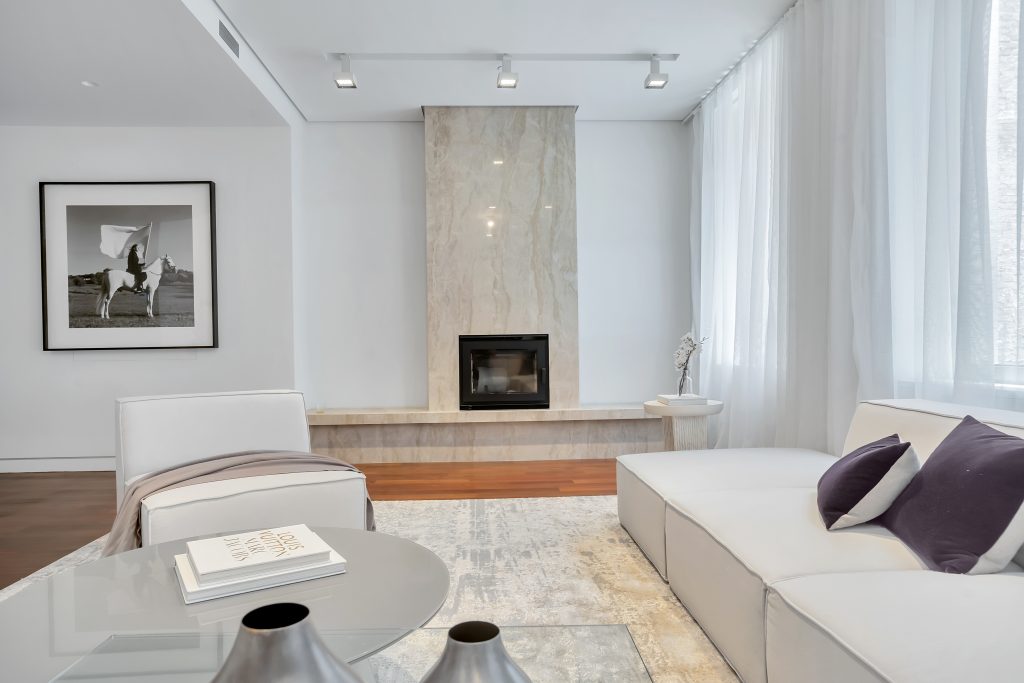 20 East 74th St Apt 2G D.Sender Meier RE