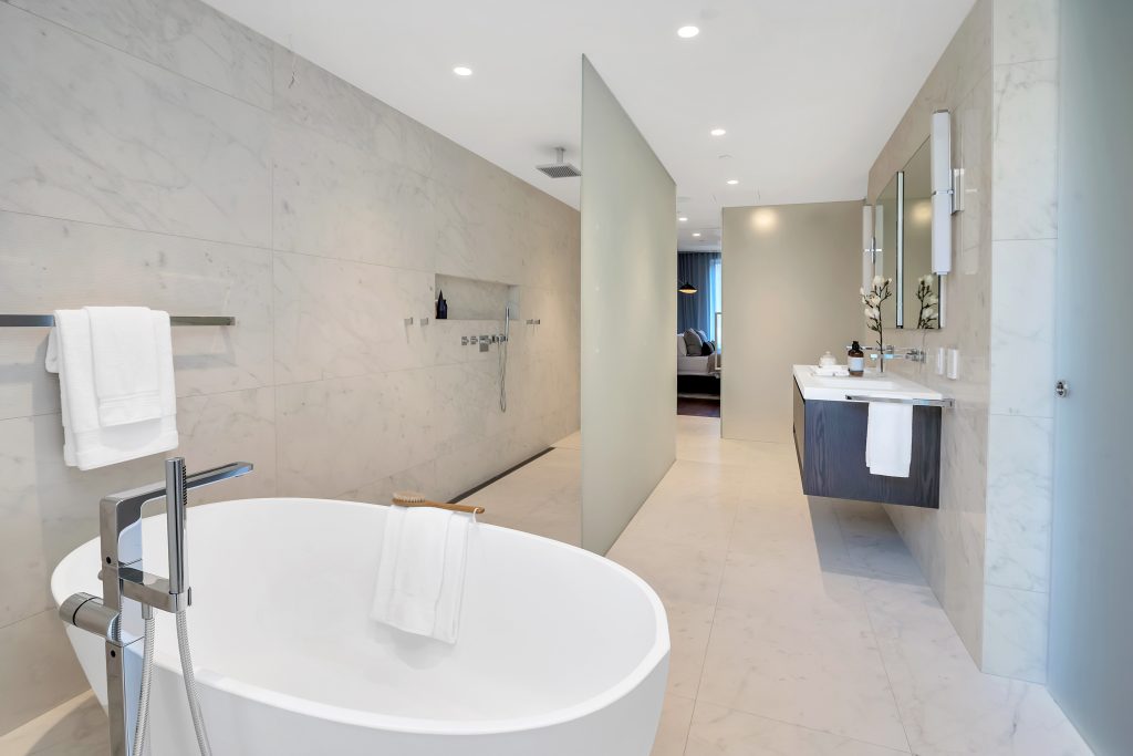 20 East 74th St Apt 2G D.Sender Meier RE