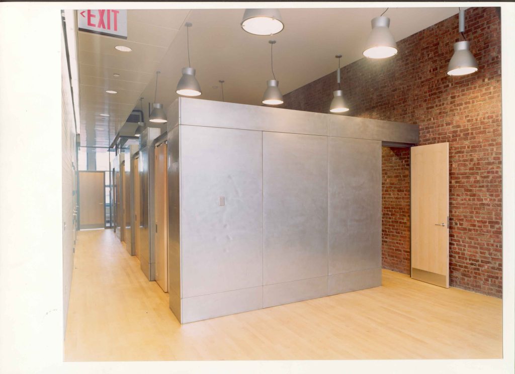 EC210 locker room 2