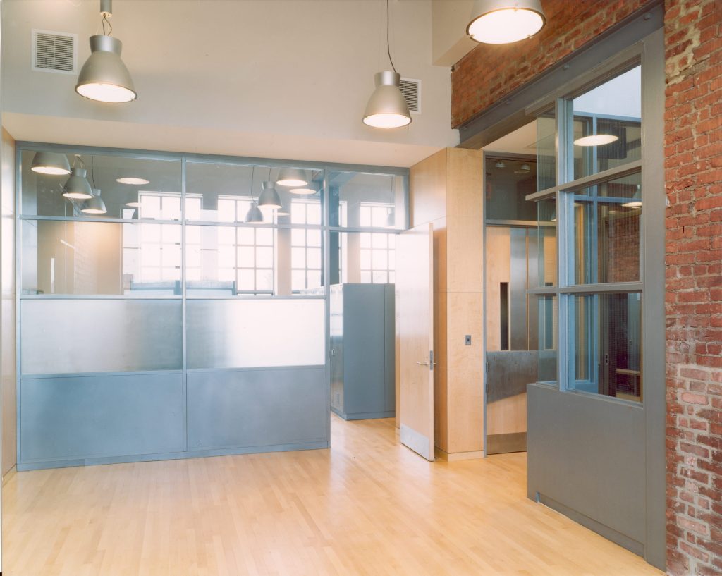 EC282 office